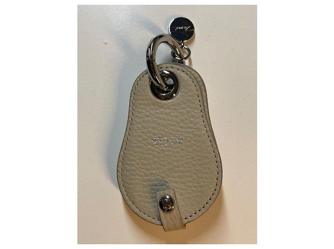 Beige Leather Keychain Tumi - view 5