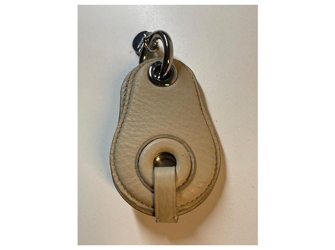 Beige Leather Keychain Tumi - view 9