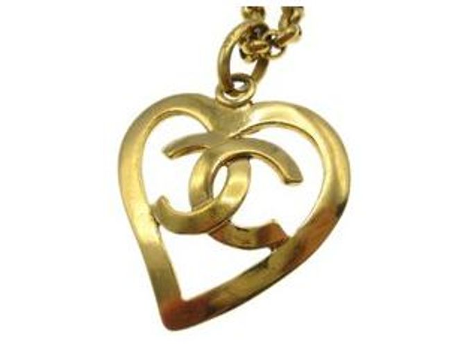 Pendente Cuore CC Chanel in metallo D'oro - vista 2