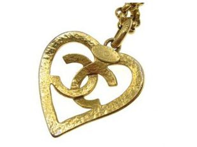 Pendente Cuore CC Chanel in metallo D'oro - vista 3