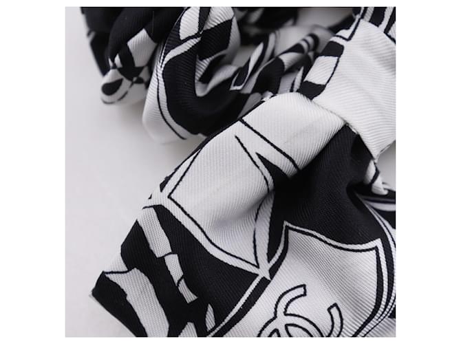 Scrunchie in seta nera/bianca CHANEL Nero Bianco - vista 3
