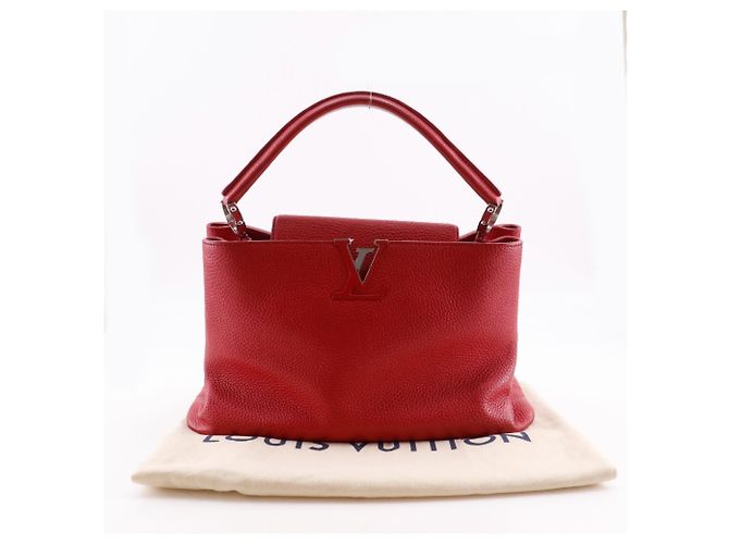 Borsa Capucines MM Louis Vuitton Rosso - vista 19