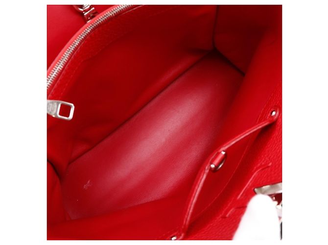 Borsa Capucines MM Louis Vuitton Rosso - vista 8