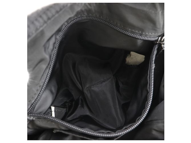 Tote Borsa a spalla 2 in 1 Prada in nylon nero - vista 7