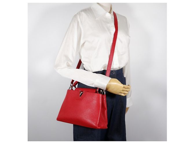 Borsa Capucines BB Louis Vuitton Rosso - vista 17