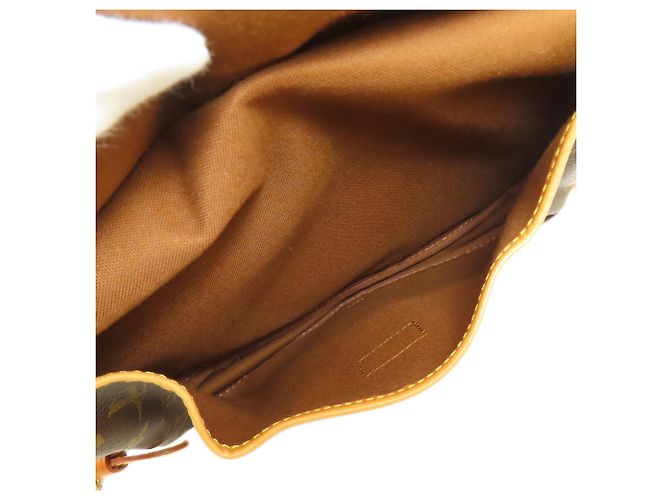 Borsa a Spalla Saumur M M42254 di Louis Vuitton Monogramma - vista 6