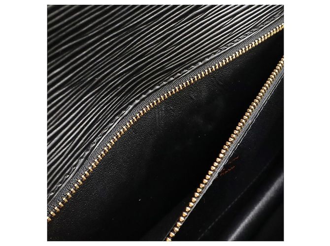 Borsa Second Monceau Epi Louis Vuitton Nero - vista 9