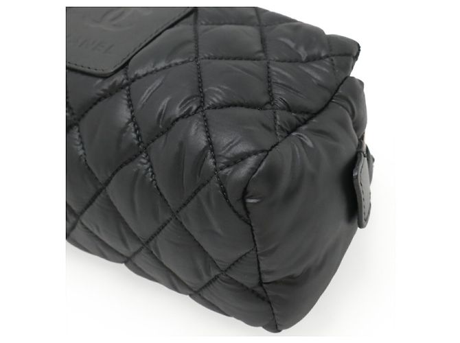 Quilted Nylon Waschtasche Chanel Coco Cocoon Mark Schwarz - Ansicht 4