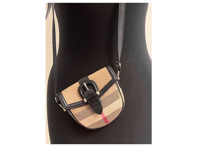Bolso cruzado mini con hebilla Nova check de Burberry Negro Beige - vista 5