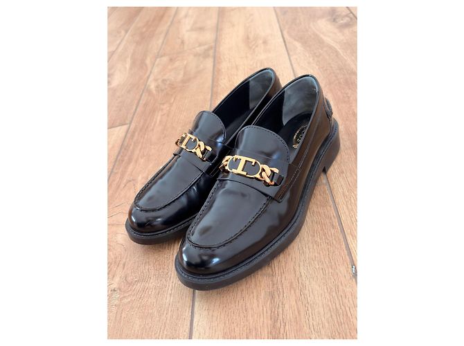 Mocassini Tod's in pelle con placca logo nero - vista 8