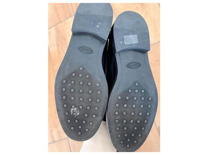 Mocassini Tod's in pelle con placca logo nero - vista 9