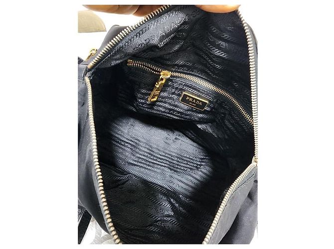 PRADA Borsa Boston Tessuto Nera a Due Vie Nero - vista 10