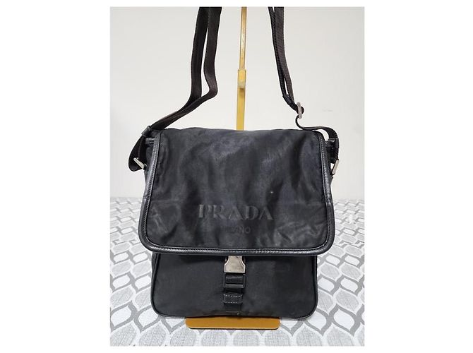 Borsa a tracolla Prada Tessuto con fibbia nera Nero - vista 13
