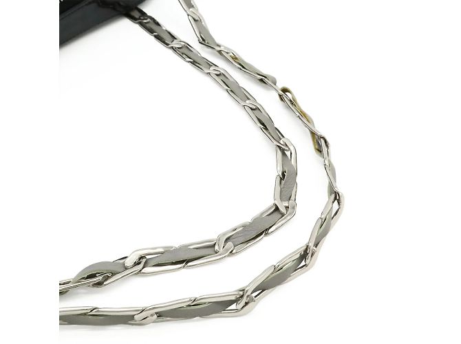 Bolsa de ombro Mademoiselle Chain da Chanel Preto - vista 5