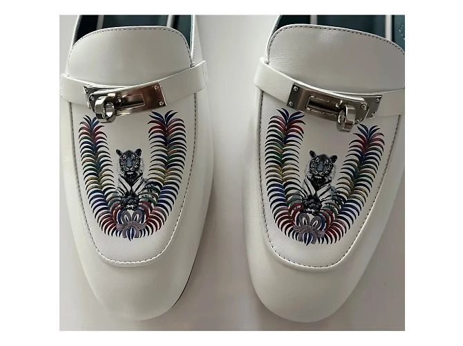 Mules Hermès Oz em couro branco com fivela Kelly - vista 3