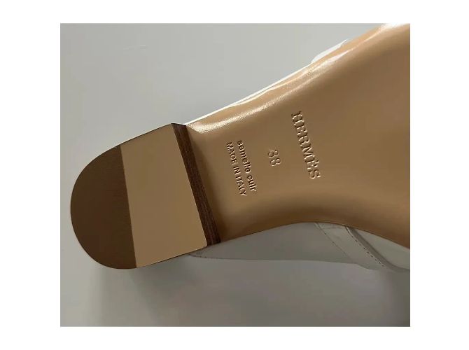 Mules Hermès Oz em couro branco com fivela Kelly - vista 9