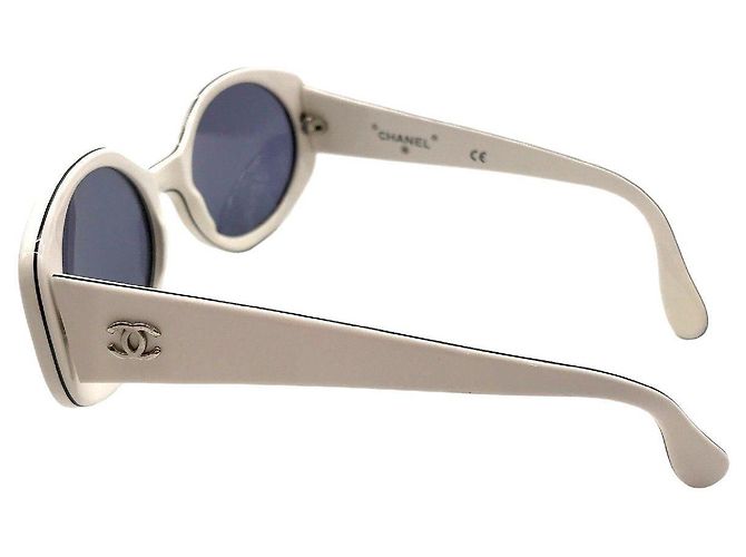 Gafas de sol Chanel en oro blanco logo 08850 C0200 Dorado - vista 4