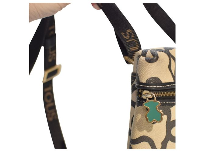 Autre Marque Borsa a tracolla TOUS Kaos nera e crema con firma orso, modello piccolo. Bianco - vista 18