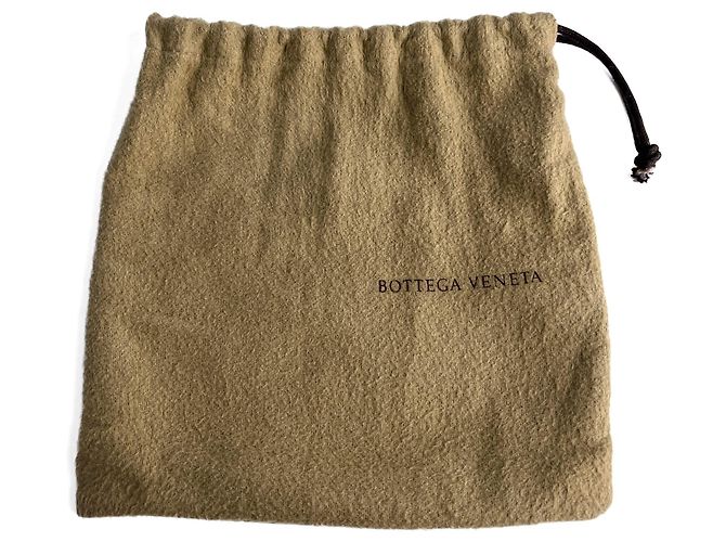 Knot Bottega Veneta Clutch Minauderie Bicolore in Pelle e Paillettes con Nodo - vista 12
