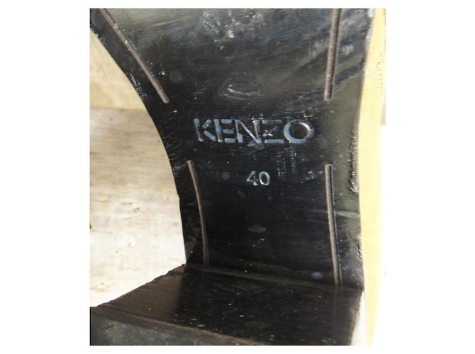 Stivaletti Kenzo Senape in Camoscio - vista 7