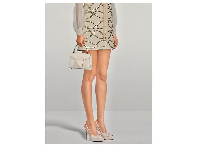 Borsa Tote Valentino Garavani Rockstud Mini in pelle crema - vista 13
