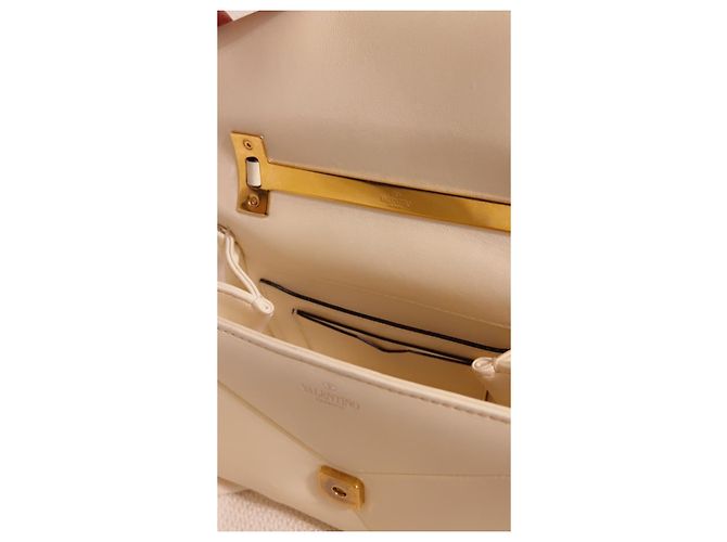 Borsa Tote Valentino Garavani Rockstud Mini in pelle crema - vista 9