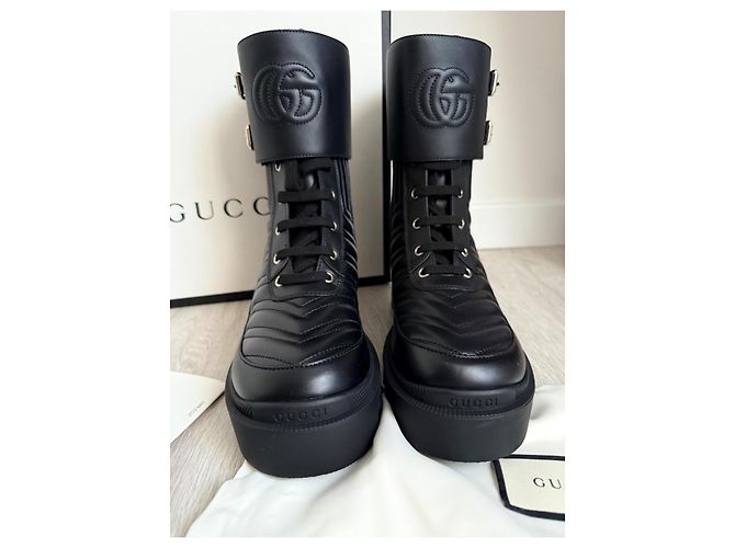 Botines Gucci Marmont Negro - vista 3