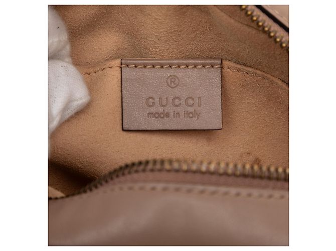 Gucci Mini GG Marmont in pelle matelassé marrone con tracolla Carne - vista 5