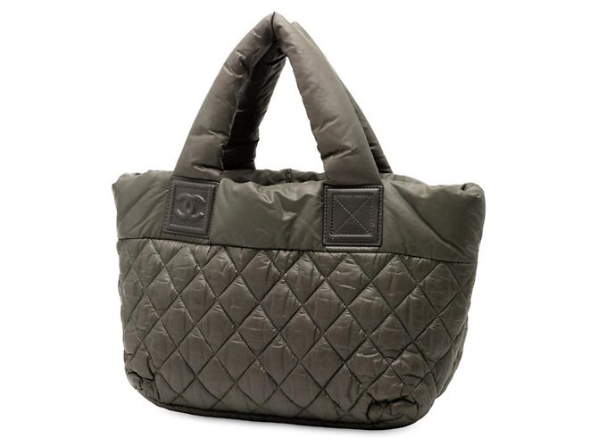 Borsa tote reversibile Chanel Coco Cocoon PM Cachi Blu navy - vista 2