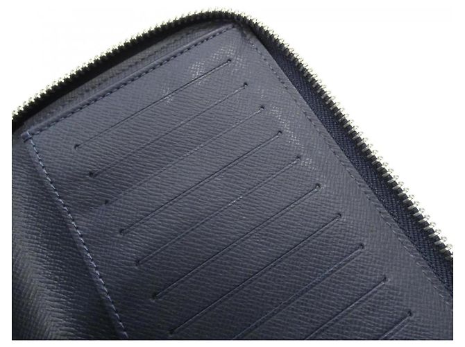 Louis Vuitton Taiga Zippy Wallet Red Blue - view 5