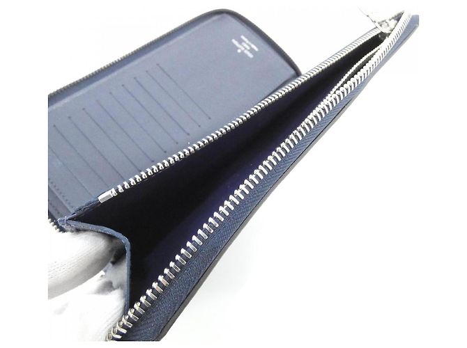 Louis Vuitton Taiga Zippy Wallet Red Blue - view 6