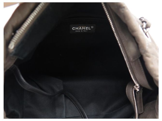 BORSA A MANO CHANEL GABRIELLE IN PELLE IRIDESCENTE QUILTED TAUPE - vista 9