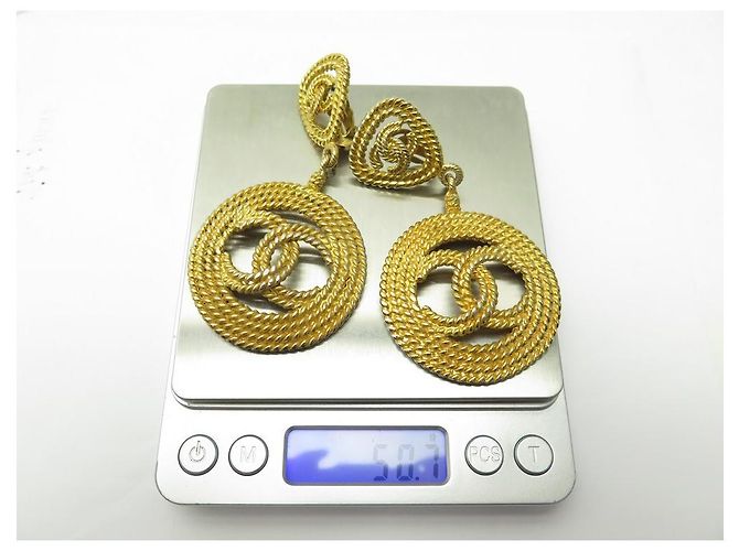 ORECCHINI VINTAGE CHANEL 1989 A PENDA LOGO CC DI CASTELLANE D'oro - vista 7