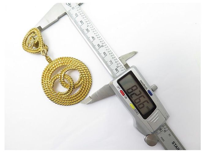 ORECCHINI VINTAGE CHANEL 1989 A PENDA LOGO CC DI CASTELLANE D'oro - vista 8