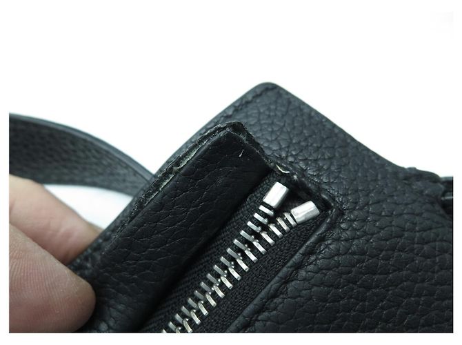 LOEWE T POCKET VERTIKALE CLUTCH-TASCHE AUS SCHWARZEM GRAINED-LEDER - Ansicht 11
