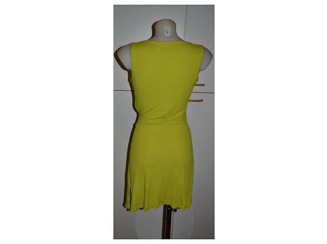 Burberry Kleid in Limonengrün aus Viskose Gelb - Ansicht 5