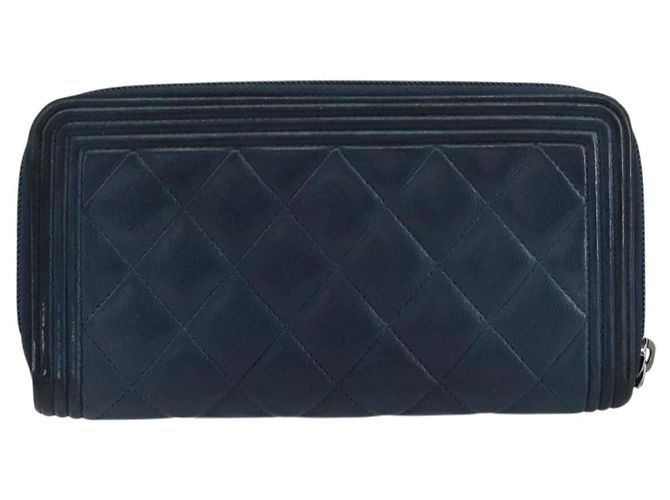 Cartera Chanel Boy de piel de cordero acolchada Azul marino - vista 2