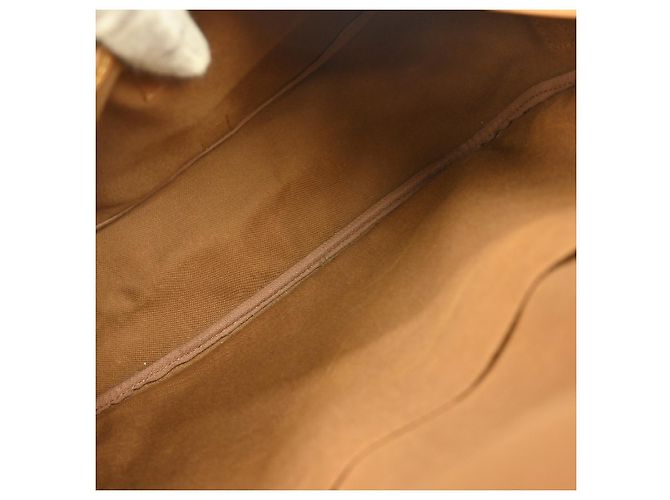 Bolsa Saumur Louis Vuitton em lona Monogram 35 Marrom - vista 3