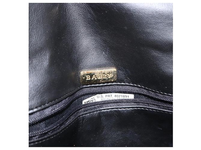Bally Vintage Schultertasche aus gestepptem Leder mit Kette Schwarz - Ansicht 6