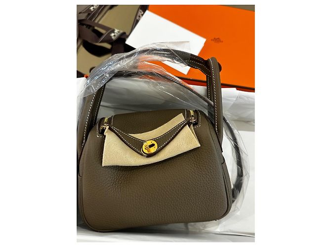 Hermès Mini Lindy II Pelle Taupe Oro Beige - vista 2