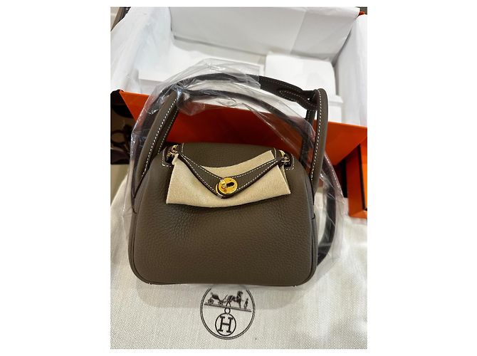 Hermès Mini Lindy II Pelle Taupe Oro Beige - vista 7