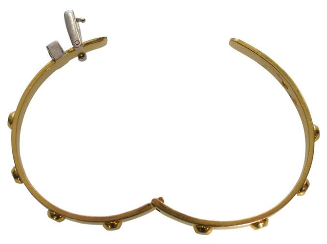 Pulseira Bangle com Fivela Studded em Tom Dourado Michael Kors - Joias Femininas - vista 4
