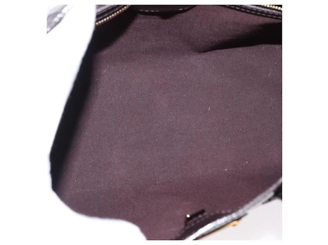 Borsa Wilshire Monogram Vernis PM di Louis Vuitton Bordò - vista 5