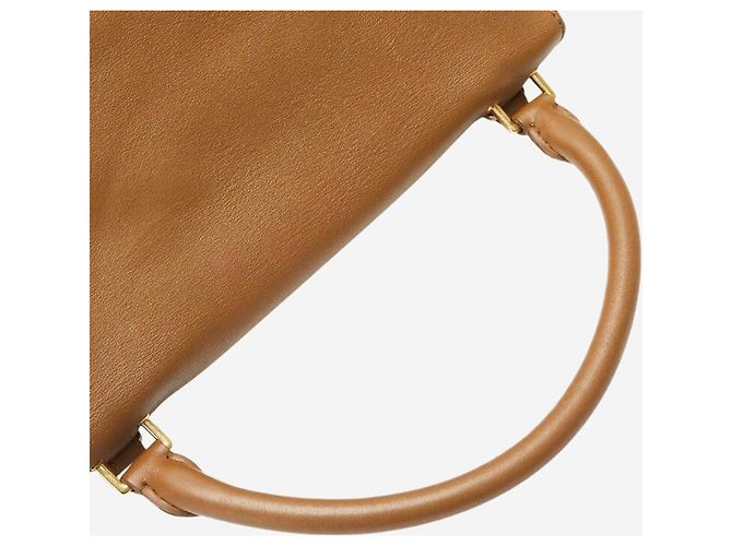 Céline Borsa 2 in 1 in pelle e suede blu navy e beige Trapeze - vista 5