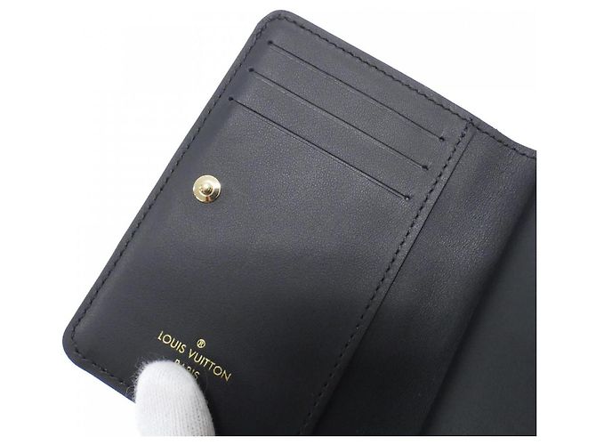 Cartera Lou Coussin Louis Vuitton Negro - vista 8