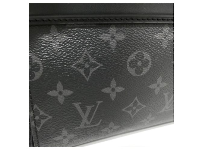 Borsa a Spalla Messenger PM Monogram Eclipse Odyssey di Louis Vuitton Nero - vista 4