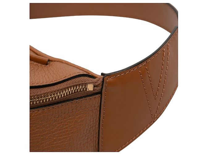 Belt bag in pelle marrone con firma V Greca di Versace - vista 8