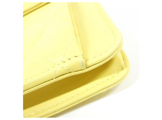 Chanel AP0172 Clutch a Catena Giallo - vista 4