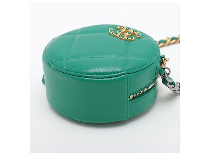 Borsa a spalla in pelle di agnello CHANEL 19 con catena Verde - vista 3