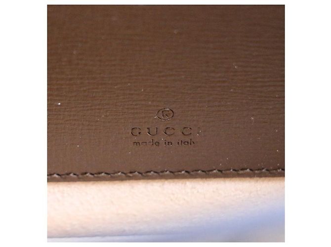 Gucci Cinto Sling de couro GG Monogram Marrom - vista 4